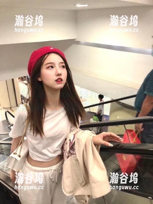 155.fun www.155.funapp评测:让你时刻掌握最新吃瓜资讯的必备利器