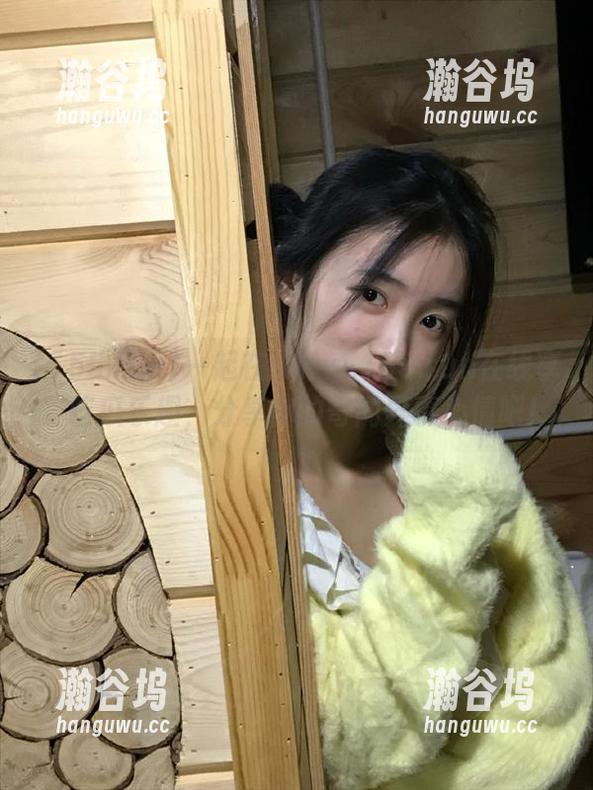 一起在www.155.fun在线享受吃瓜乐趣，分享你的奇闻异事心情吧！