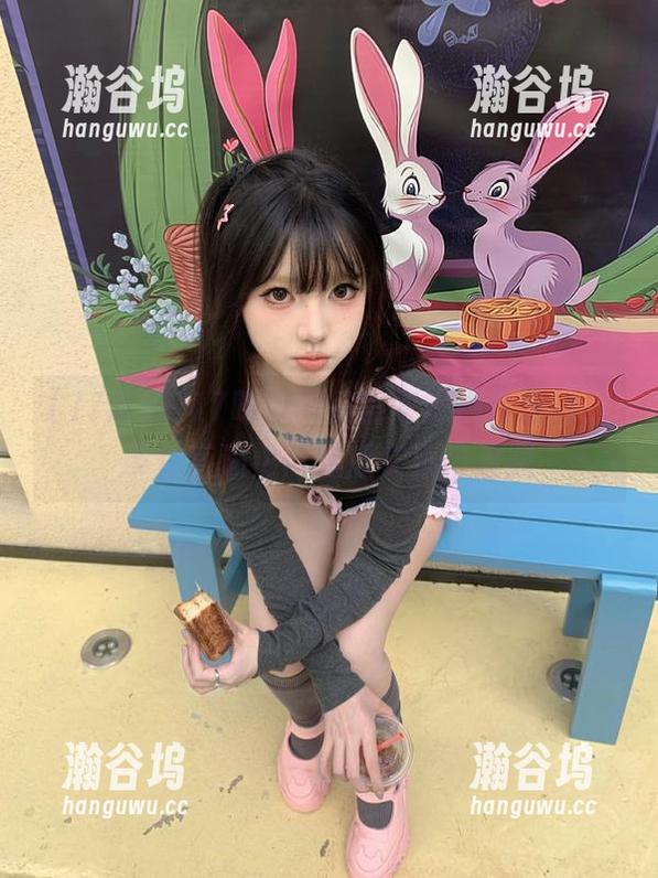 17吃瓜网站官网提供传送门，带你直达热门吃瓜文章与视频