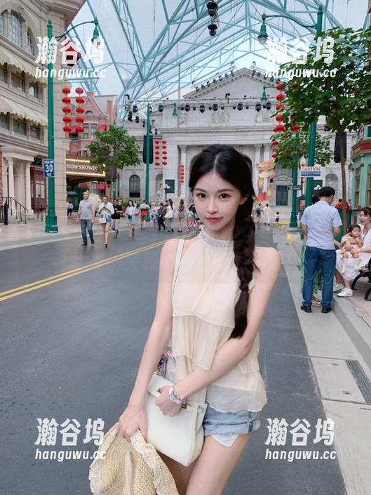 登录丿丿51cg.fun，获取各类搞笑和有趣的吃瓜内容！