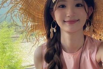 51cg1.fun全新更新：深度揭秘吃瓜群体的热点讨论