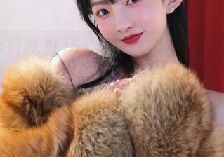 51今日吃瓜上线三里屯英语老师热帖，安卓用户享受免费互动乐趣！