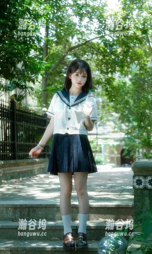 51吃瓜 想要随时吃瓜?立即下载“51吃瓜”官网,畅享最新趣闻!