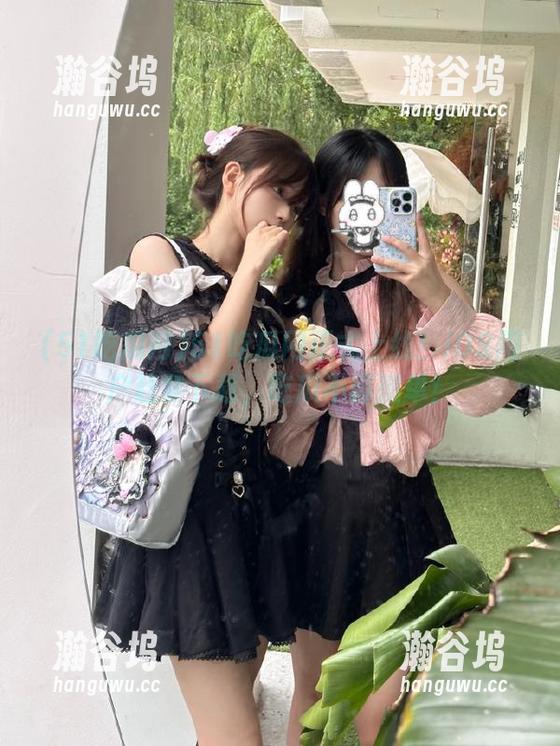 51吃瓜网正式上线！iOS用户赶紧下载，吃瓜不再孤单！