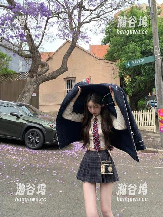 今日51吃瓜网独家视频，解锁莫里秀的精彩吃瓜入口！