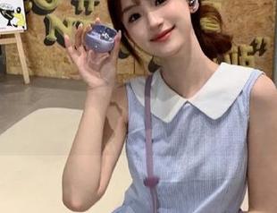 在“51黑料网红黑料门”中，视频资源曝光了哪些明星惊人的黑料？