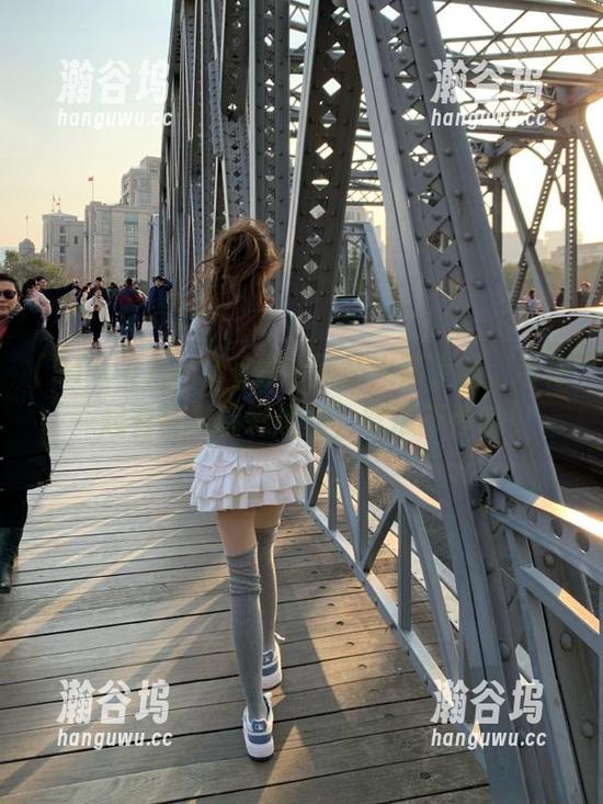 91icg 91icg最新网站火热上线,带你一起看各类精彩趣闻,吃瓜不停哦!
