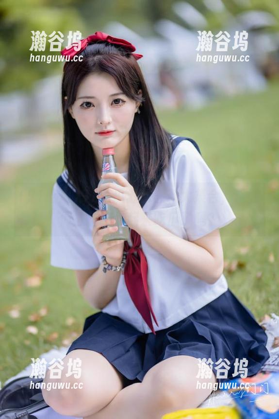 91吃瓜 91吃瓜最新黑料大集合,粉丝们准备好一起来吃瓜了吗?
