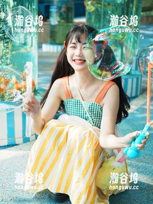 91吃瓜中心 吃瓜的乐趣尽在91吃瓜中心app,网红大瓜在线分享不停歇!