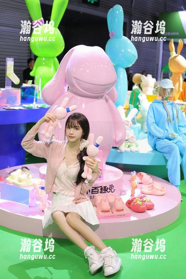cg网 cg网官网带你探索多条热门线路,吃瓜趣事一网打尽