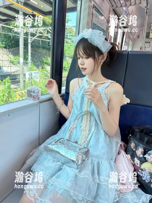 hlw 如果你是安卓用户,登录hlw后将发现无尽的吃瓜乐趣!