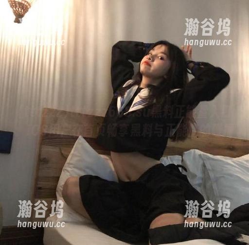 tttzzz tttzzz668.su黑料正能量入口:iOS用户在首页畅享黑料与正能量的碰撞