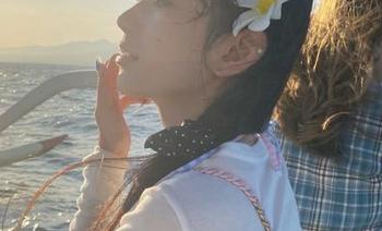 通过www.黑料的免费入口，轻松获取众多娱乐圈黑料！