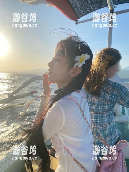 www.黑料 通过www.黑料的免费入口,轻松获取众多娱乐圈黑料!