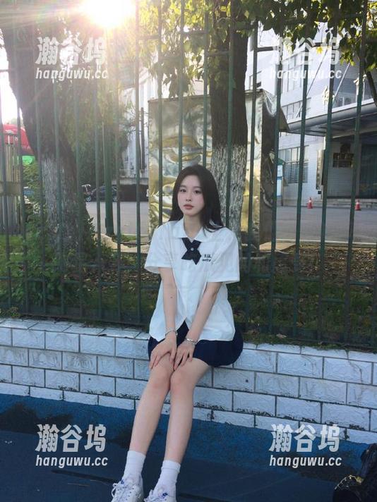 在zztt21app上，我们一起畅聊明星八卦，分享吃瓜见闻和感受！