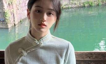 吃瓜君发布新鲜趣闻，链接聚焦八卦热点，带你感受吃瓜的乐趣！