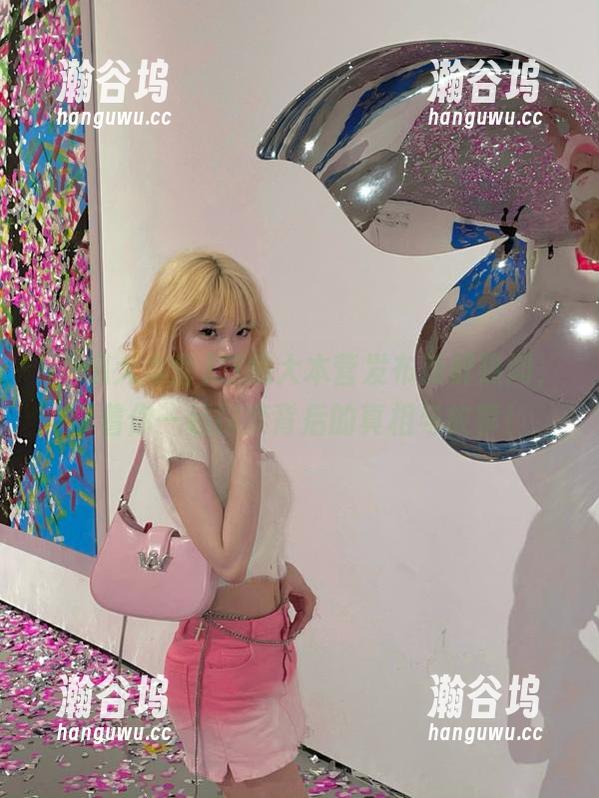 吃瓜大本营发布新鲜热闻，带着你一起探索背后的真相与故事！