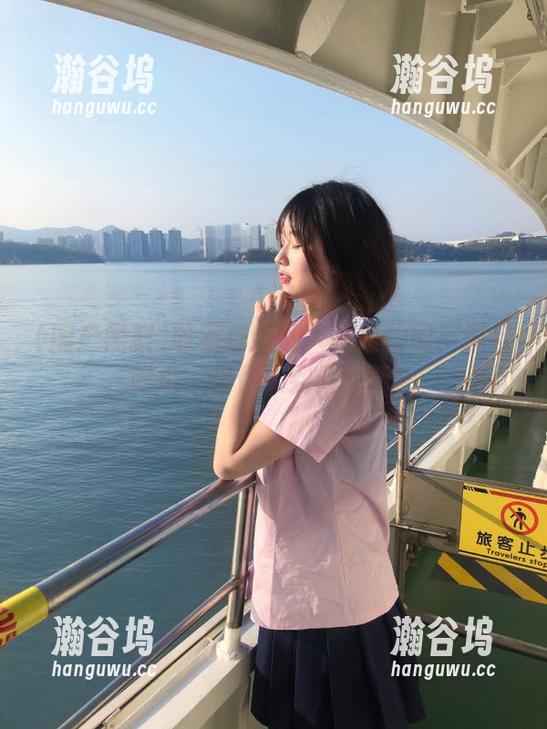 国产黑料 收藏那些让人捧腹的国产黑料吃瓜,保你笑到骨头酥!