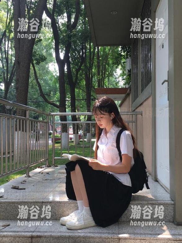 国产黑料 最新全网热议,国产黑料吃瓜帮你吃透各路八卦。