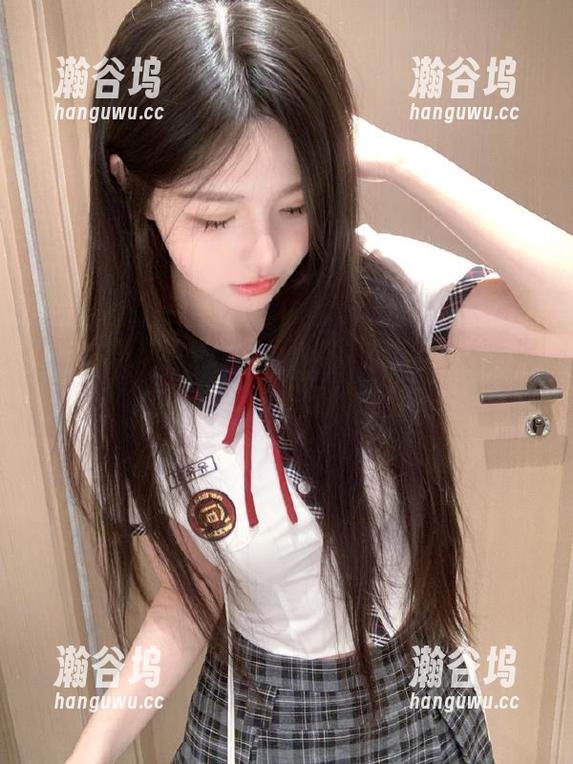 视频速递：明星黑料直达，揭秘那些令人震惊的内幕！