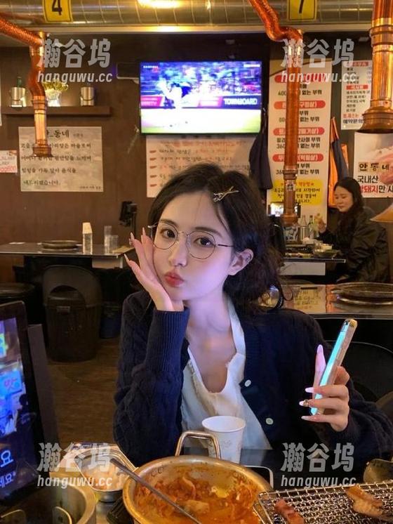 每日吃瓜 每日吃瓜网红黑料,传送门开启时刻,总有惊喜等着你!