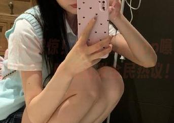 震惊！网曝黑料app曝出娱乐圈黑幕，瞬间引发全民热议！