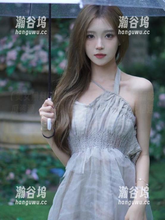 美女黑料网带你畅游最新吃瓜资源，独特入口让你与娱乐圈紧密相连！