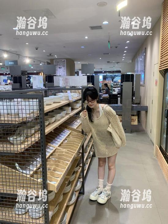 黑料正能量首页入口网址在线及时更新，第一时间捕捉最热吃瓜动态
