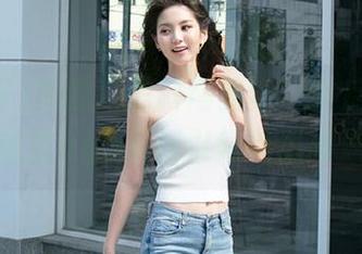 揭秘“黑料网最新”背后的故事，这款app如何引领吃瓜潮流？